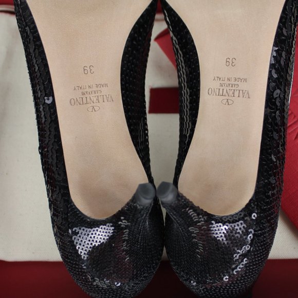 NEW VALENTINO GARAVANI Pumps- RUNWAY-SEQUIN DOLLYBOW - Picture 15 of 15